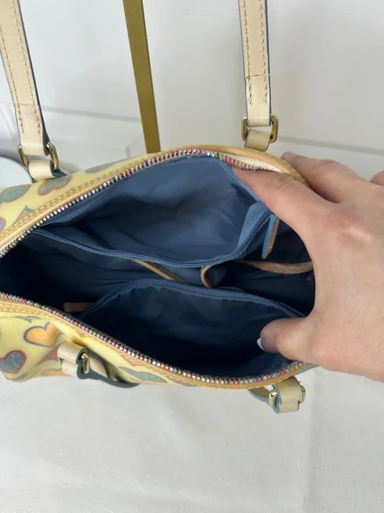 Dooney & Bourke Cream Multicolor Heart-Print Barrel Bag - Picture 12 of 13